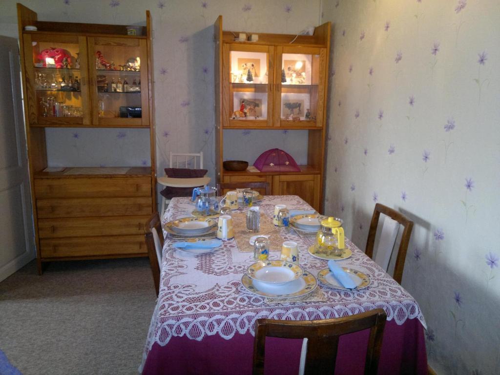 La Maison Jaune Bed and Breakfast Bouresse Exterior foto