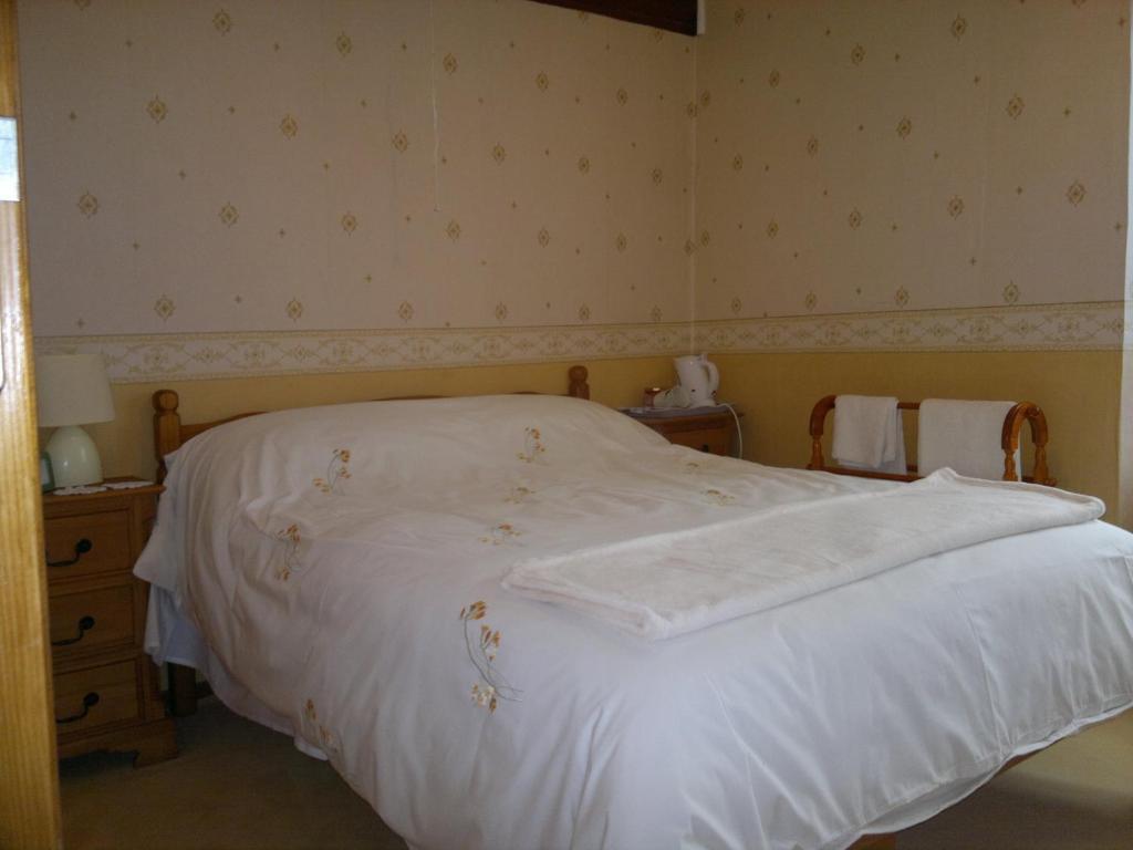 La Maison Jaune Bed and Breakfast Bouresse Exterior foto
