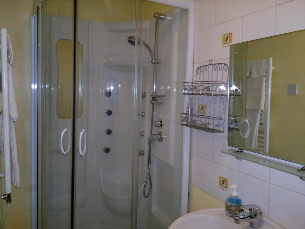 La Maison Jaune Bed and Breakfast Bouresse Exterior foto
